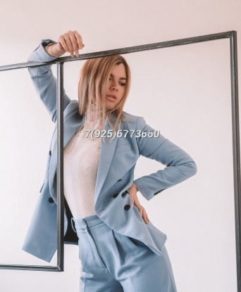 Аппетитная красотка с шикарной фигурой жаждет тебя! Готова исполнить твои эротические фантазии и подарить океан страсти. Только для ценителей женской красоты! 1987, 34 года