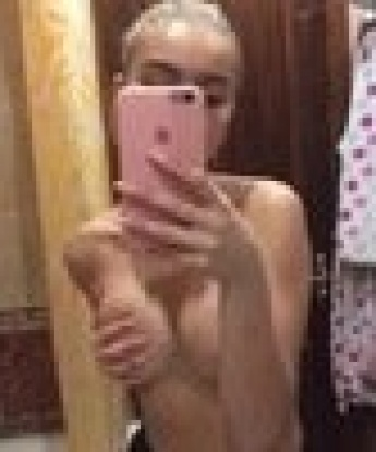 Экзотическая красотка ждет своего щедрого кавалера для ярких и страстных встреч. Позволь мне погрузить тебя в мир наслаждения и удовольствия, ты этого достоин! 4009, 26 лет